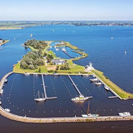 Welcome In - Houseboat Agua Dolce Met Tuin, Paviljoenwei 4, Sneek - Offingawier エクステリア 写真