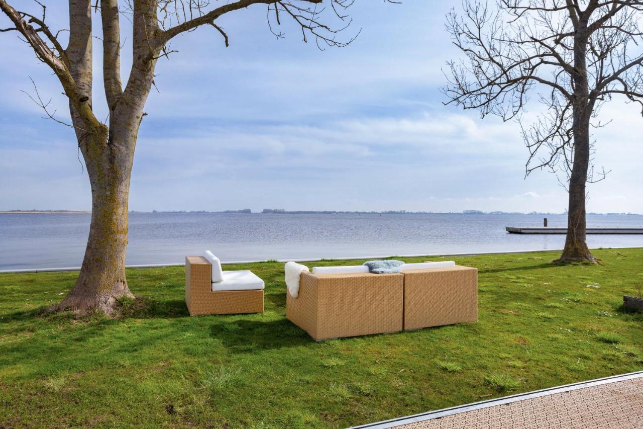 Welcome In - Houseboat Agua Dolce Met Tuin, Paviljoenwei 4, Sneek - Offingawier エクステリア 写真