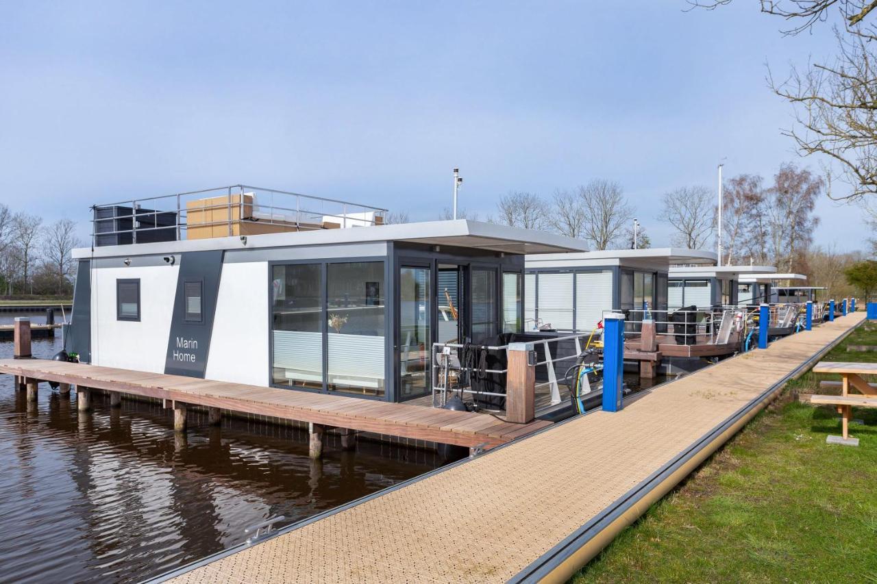 Welcome In - Houseboat Agua Dolce Met Tuin, Paviljoenwei 4, Sneek - Offingawier エクステリア 写真