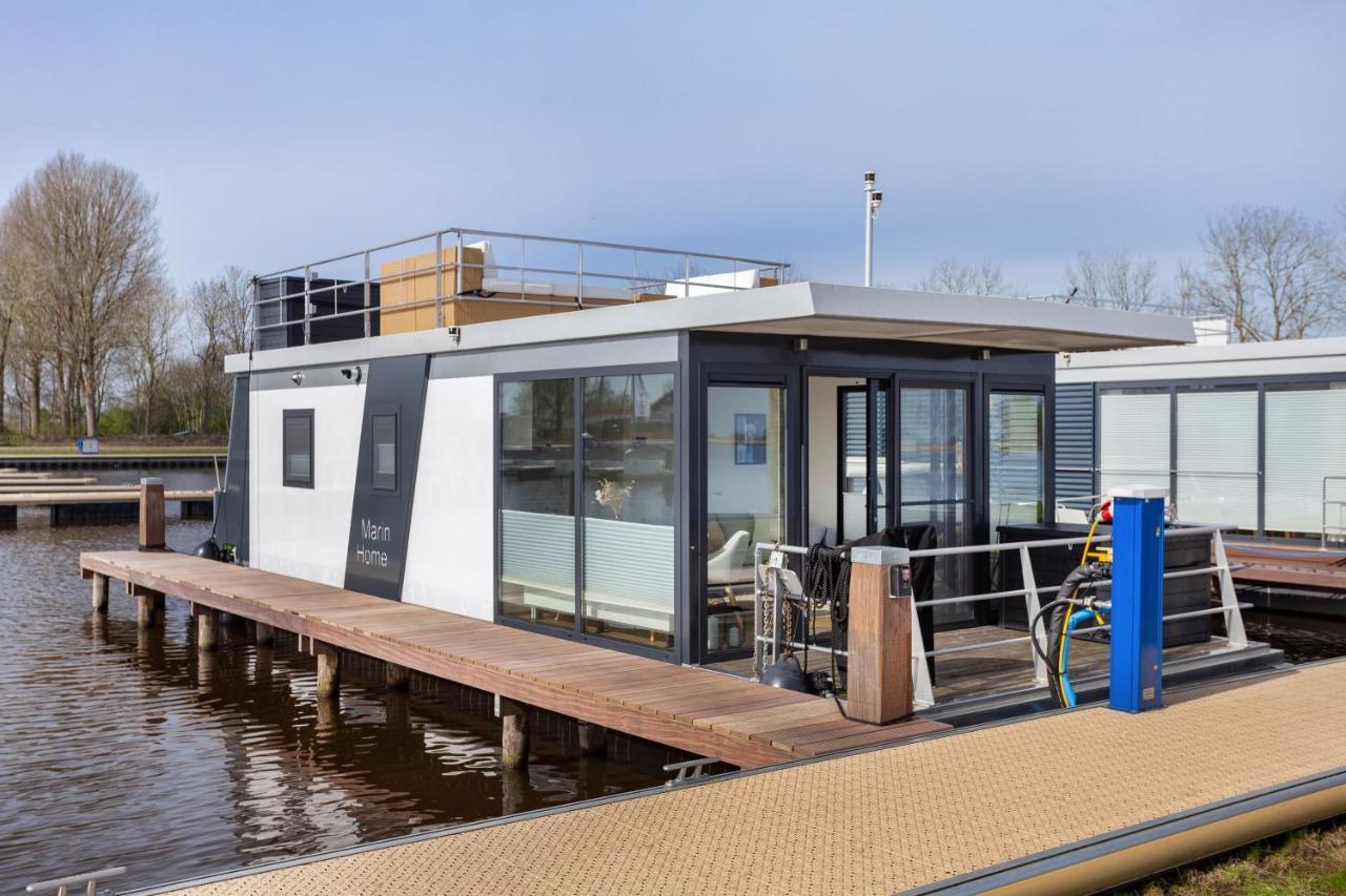 Welcome In - Houseboat Agua Dolce Met Tuin, Paviljoenwei 4, Sneek - Offingawier エクステリア 写真