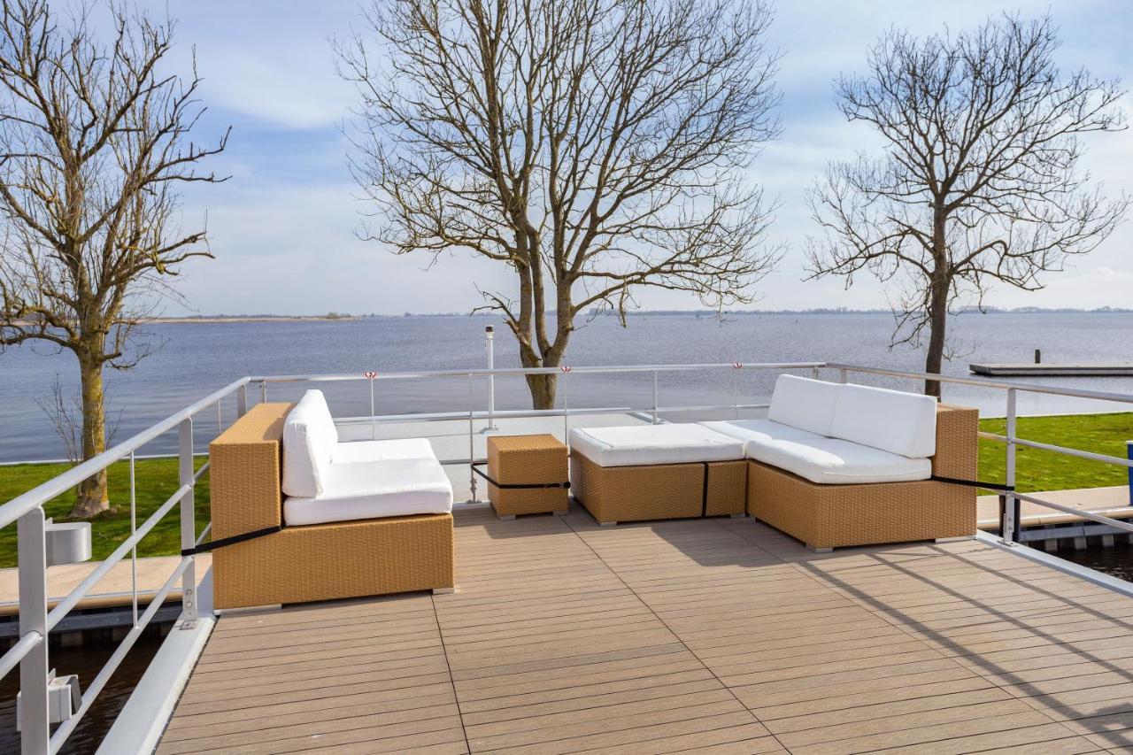 Welcome In - Houseboat Agua Dolce Met Tuin, Paviljoenwei 4, Sneek - Offingawier エクステリア 写真